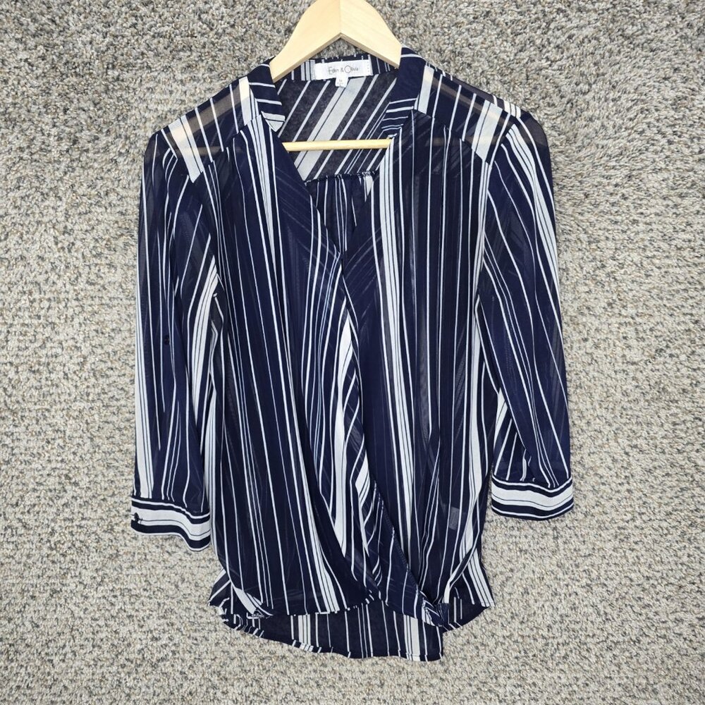 Eden & Olivia Top Womens Medium Navy Blue Mesh Striped V Neck Blouse Ladies